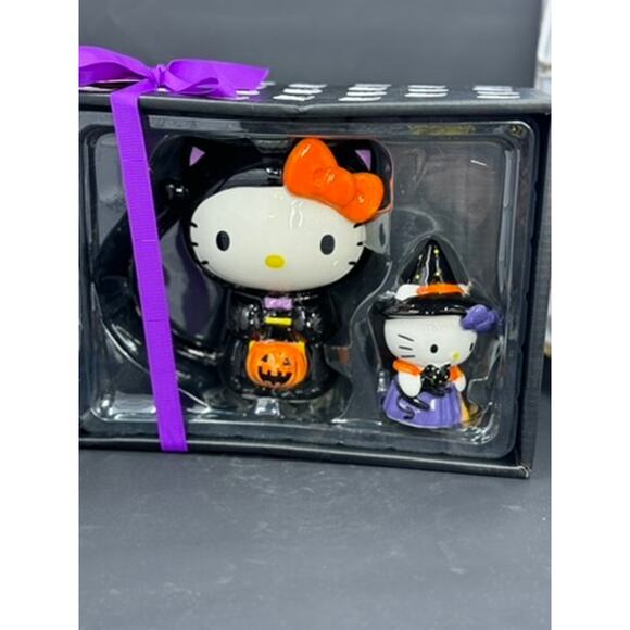Hello Kitty Boxed Mug Set With Small Figurine, Halloween,‎ Black Cat